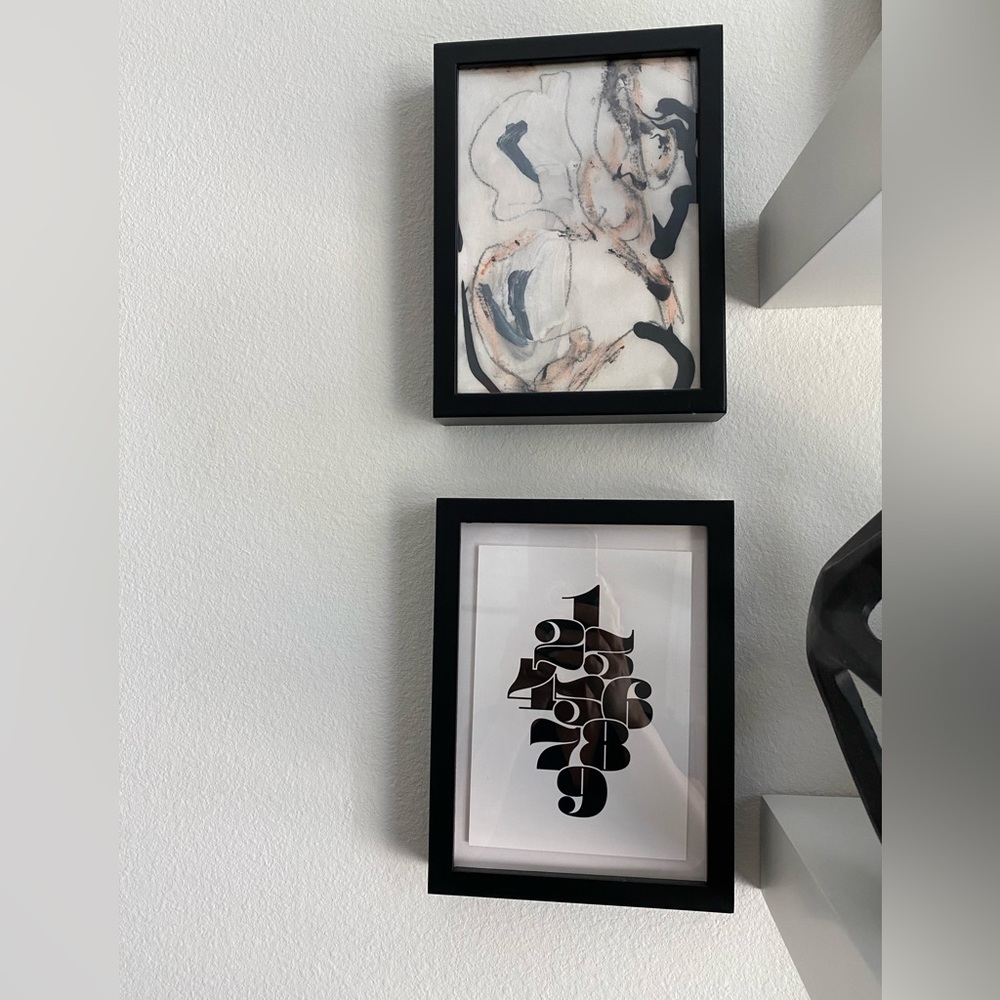2 picture set